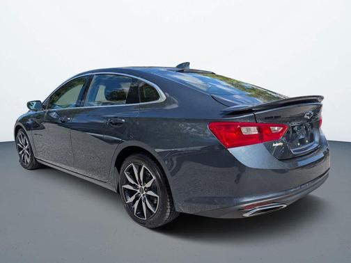 2021 Chevrolet Malibu FWD RS