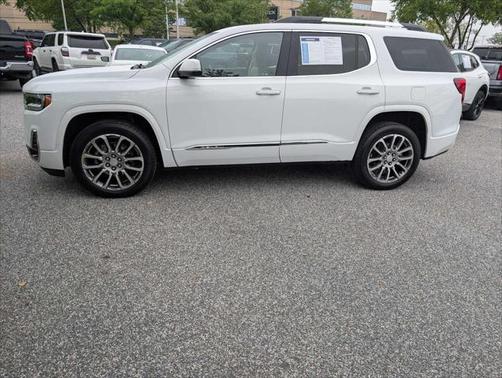 2023 GMC Acadia Denali