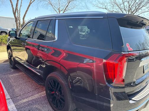 Titanium Rush Metallic 2023 GMC Yukon SLT