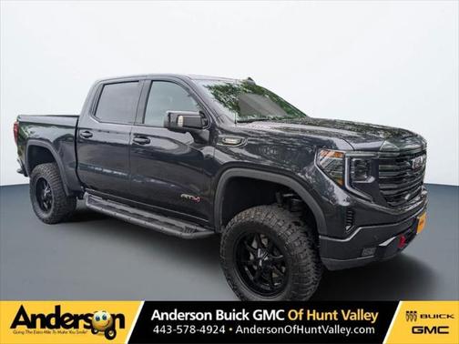 2023 GMC Sierra 1500 AT4