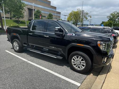 2023 GMC Sierra 2500 Denali