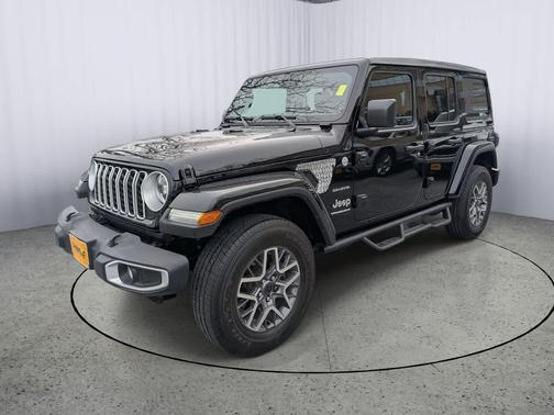 2024 Jeep Wrangler 4-Door Sahara 4x4
