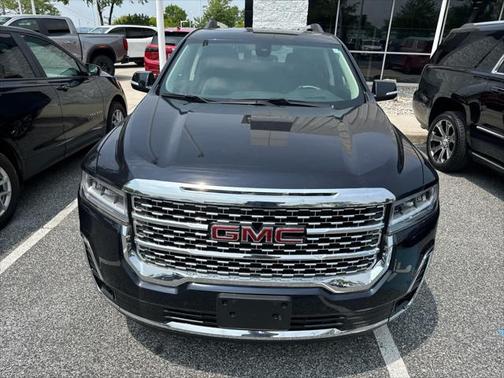 2022 GMC Acadia Denali