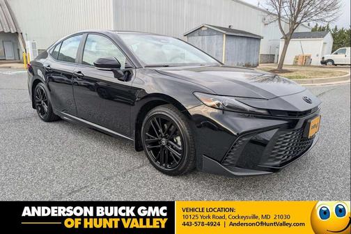 2025 Toyota Camry SE