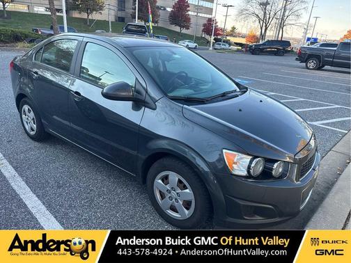 2016 Chevrolet Sonic LS