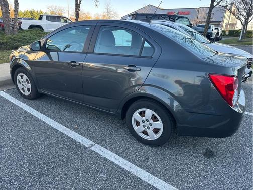 2016 Chevrolet Sonic LS