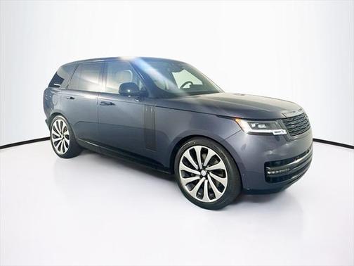 2025 Land Rover Range Rover P530 SE