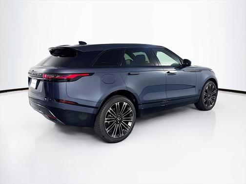 2026 Land Rover Range Rover Velar P400 Dynamic SE