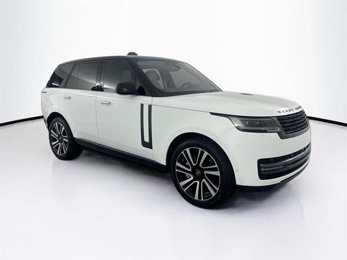 2023 Land Rover Range Rover P530 SE