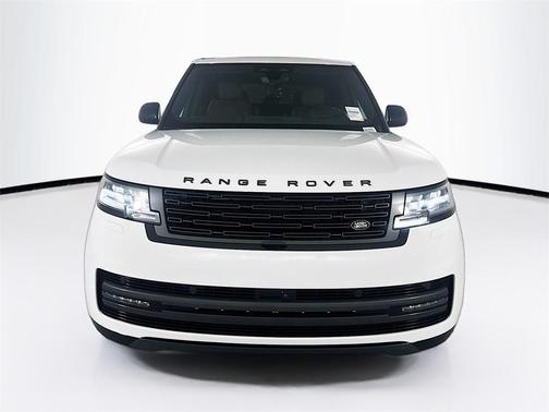 2025 Land Rover Range Rover P530 SE