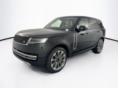 Santorini Black Metallic 2026 Land Rover Range Rover P530 SE