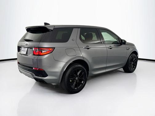 Eiger Grey Metallic 2025 Land Rover Discovery Sport S