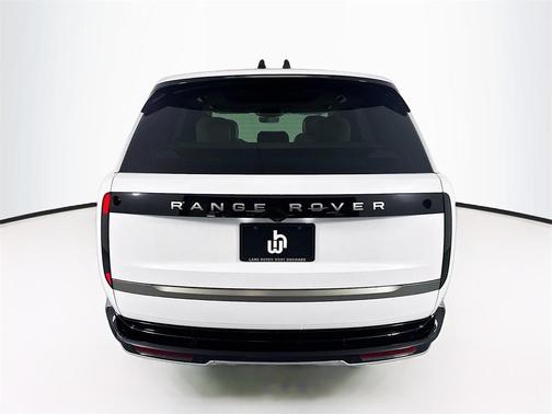 2025 Land Rover Range Rover P530 SE