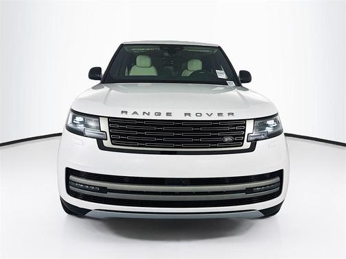 2025 Land Rover Range Rover P530 SE