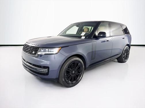 2025 Land Rover Range Rover P400 SE 7 Seat