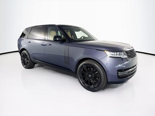 2025 Land Rover Range Rover P400 SE 7 Seat