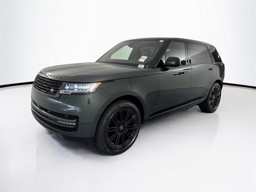 2025 Land Rover Range Rover P400 SE 7 Seat