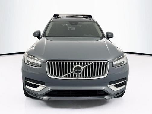 Thunder Grey Metallic 2023 Volvo XC90 B6 Plus 6-Seater