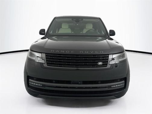 2025 Land Rover Range Rover P400 SE