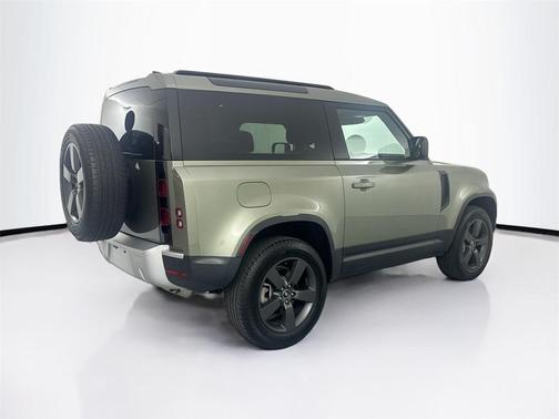 2025 Land Rover Defender 90 P300 S