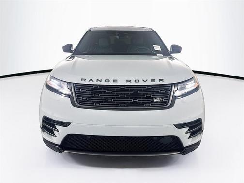 2026 Land Rover Range Rover Velar P250 SE R-Dynamic