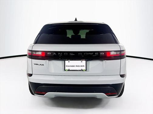 2026 Land Rover Range Rover Velar P250 SE R-Dynamic