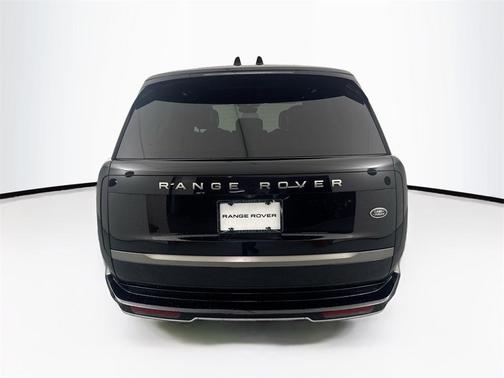 2023 Land Rover Range Rover P400 SE