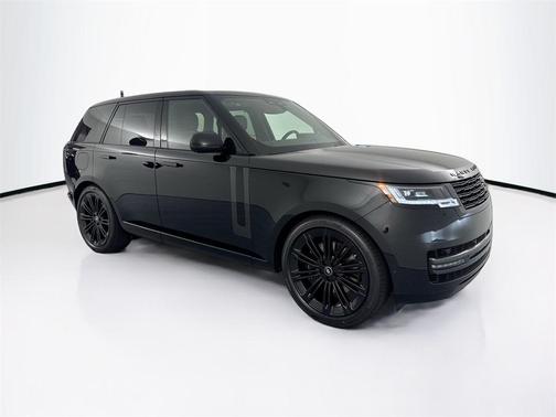 2025 Land Rover Range Rover P530 SE