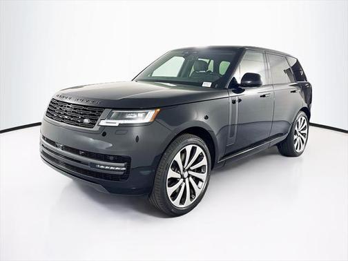 2025 Land Rover Range Rover P530 SE