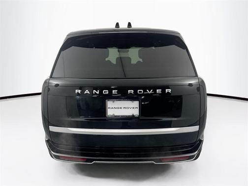 2026 Land Rover Range Rover P530 Autobiography