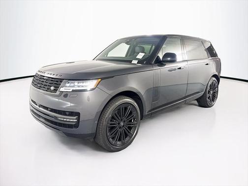 2025 Land Rover Range Rover P400 SE 7 Seat