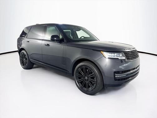 2025 Land Rover Range Rover P400 SE 7 Seat