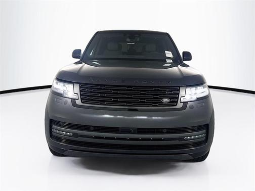 2025 Land Rover Range Rover P400 SE 7 Seat