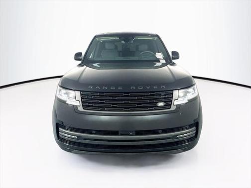 2025 Land Rover Range Rover P530 SE 7 Seat