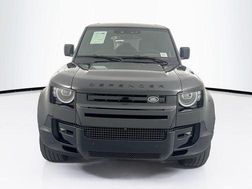 Santorini Black Metallic 2026 Land Rover Defender P400 X-Dynamic SE