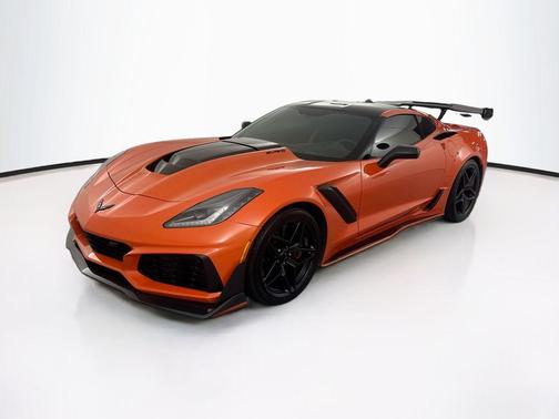 Sebring Orange Tintcoat 2019 Chevrolet Corvette ZR1