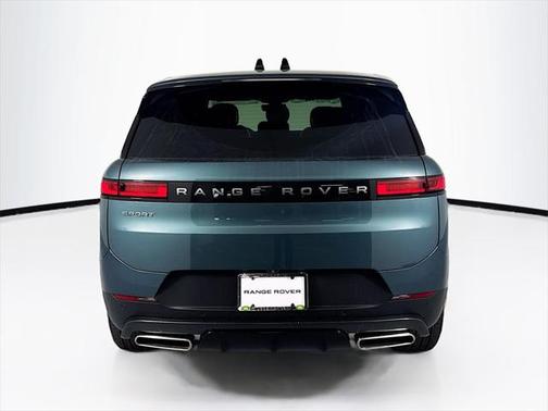 2025 Land Rover Range Rover Sport SE