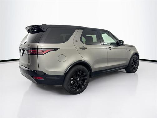 2024 Land Rover Discovery P360 Dynamic SE