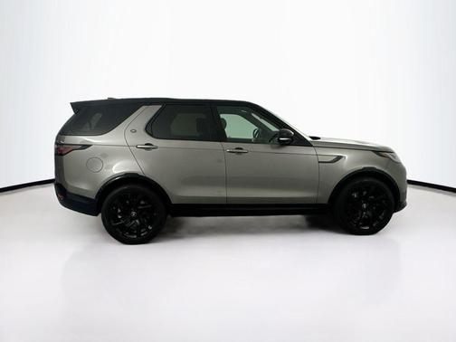 2024 Land Rover Discovery P360 Dynamic SE