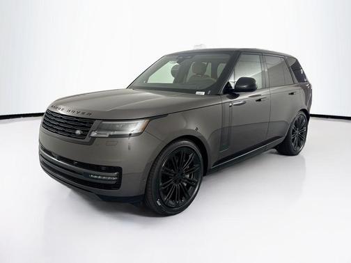 Charente Grey Prem Met 2026 Land Rover Range Rover P530 SE