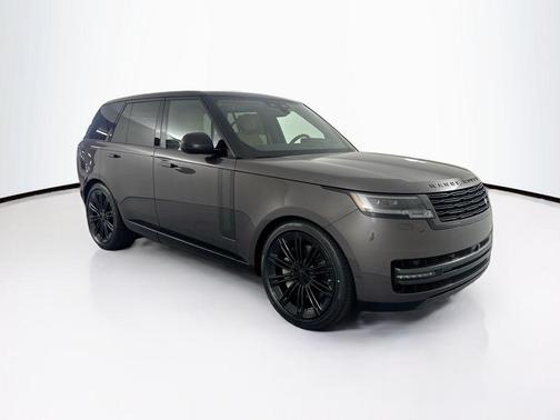 Charente Grey Prem Met 2026 Land Rover Range Rover P530 SE