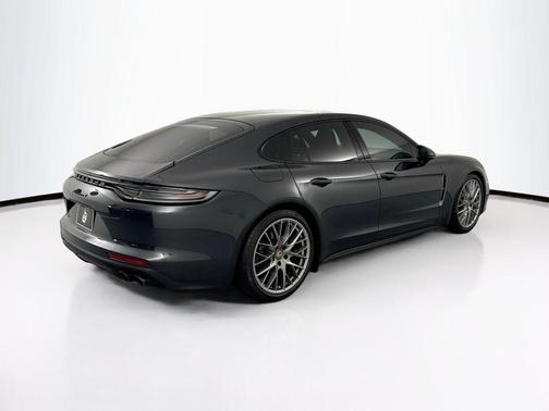 Grey 2023 Porsche Panamera 4