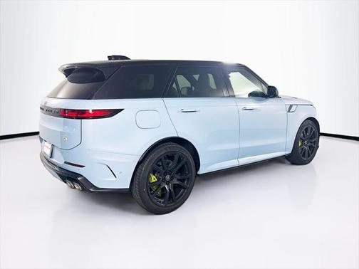 2025 Land Rover Range Rover Sport P635 SV Edition Two