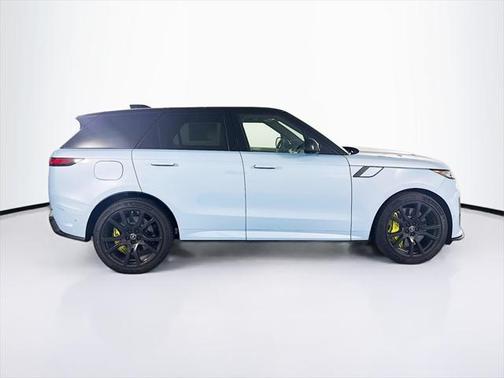 2025 Land Rover Range Rover Sport P635 SV Edition Two
