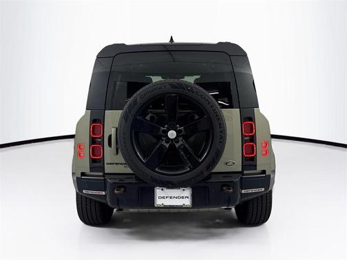 2023 Land Rover Defender 110 X-Dynamic SE