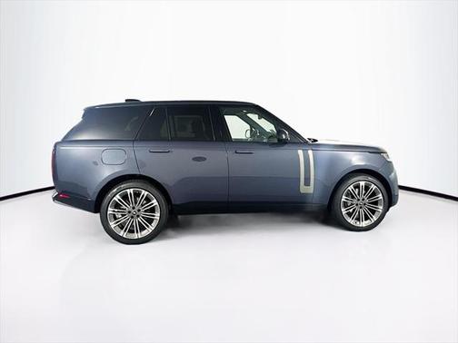 2025 Land Rover Range Rover P400 SE