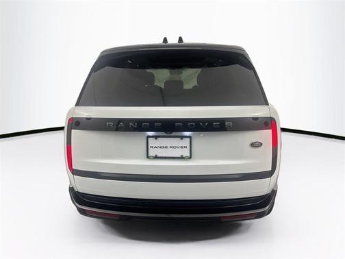 2023 Land Rover Range Rover P400 SE