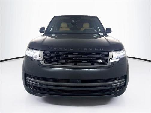 2025 Land Rover Range Rover P530 SE 7 Seat