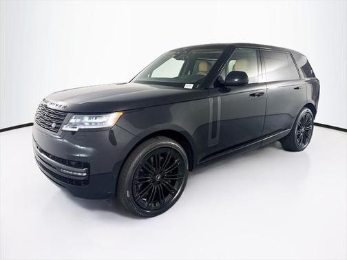 2025 Land Rover Range Rover P530 SE 7 Seat