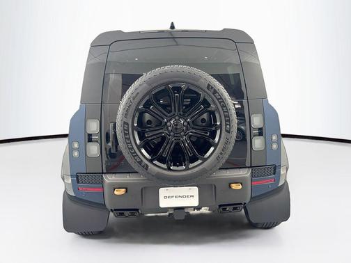 Sargasso Blue Premium Metallic 2026 Land Rover Defender P635 OCTA